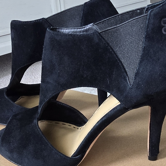 Coach Black Suede Heels - Picture 9 of 12